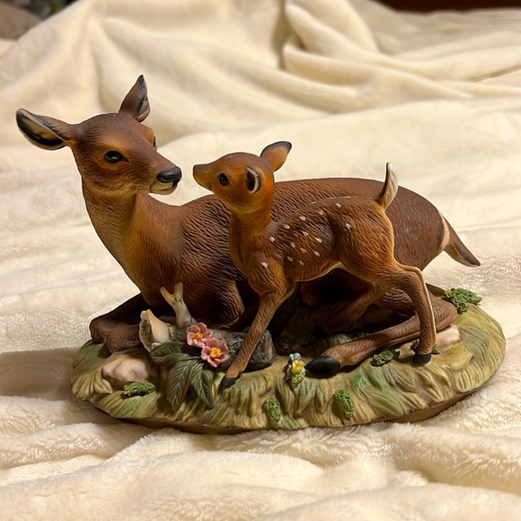 Homco Other - HOMCO. 1979 Vintage Masterpiece Porcelain Doe and Baby Fawn Deer Figurine.